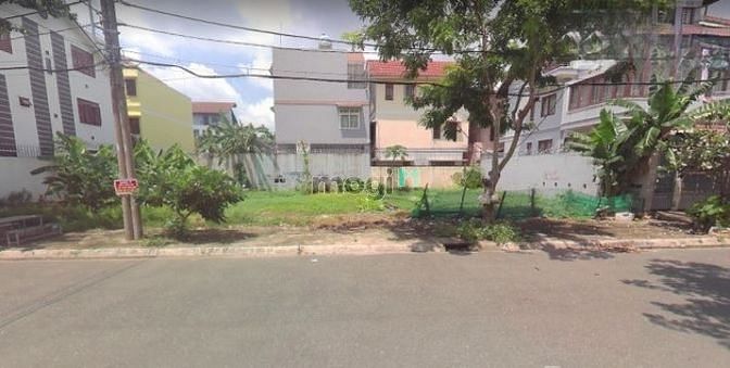 Hình ảnh Giá 2tỷ3 giảm mạnh còn 2tỷ1 cho nền ở Nguyễn Hữu Thọ,Quận7. 70m² , SHR