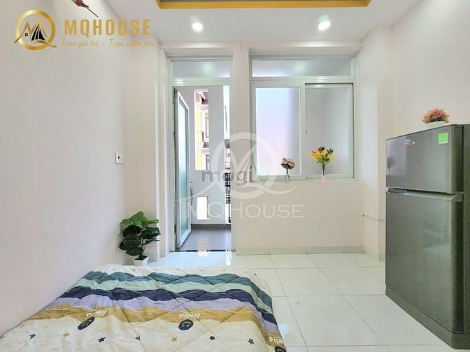 Hình ảnh Ban công full nộii thất ngay gần đại học Văn Hiến