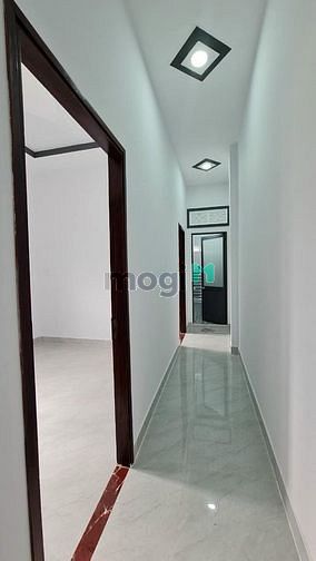Hình ảnh Về quê bán nhà Nguyễn Trãi, Quận 5, có nội thất, hẻm xe hơi