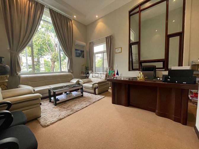 Hình ảnh Cho thuê Biệt thự Hưng Thái, Quận 7, Tp.HCM . DT 200m2 . 4pn, 48tr/th.