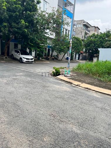 Hình ảnh Chính chủ cần thanh lý lô đất 80m2 đường Phước Thiện, Quận 9