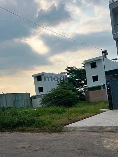 Hình ảnh Chính chủ cần thanh lý lô đất 80m2 đường Phước Thiện, Quận 9