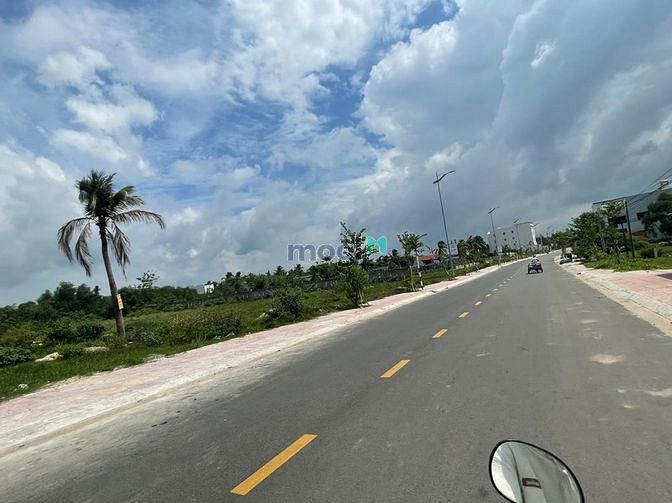 Hình ảnh cần sang gấp mảnh đất có thổ cư có thể xây dựng ỏ liền có thổ cư shr