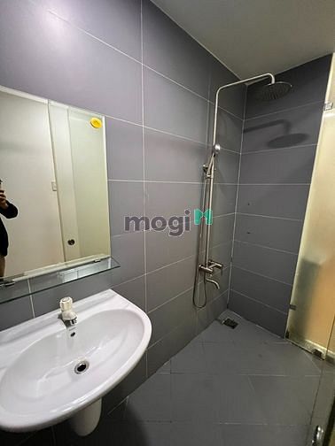 Hình ảnh Studio cửa sổ trời - Lê Văn Huân - Cộng Hòa