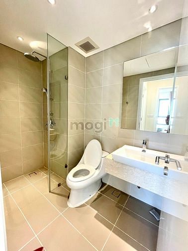 Hình ảnh Đảo Kim Cương - Phòng ngủ sang trọng, view hồ bơi yên tĩnh, bao phí.