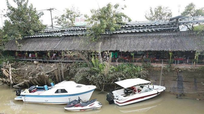 Hình ảnh Cho Thuê MB Quán Nhậu Bờ Sông 2500m2 Nguyễn Duy Trinh Q9 Tặng Full Đồ