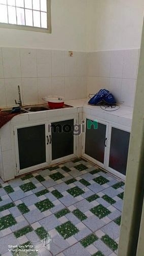 Hình ảnh Nhà lái thiêu ngay trạm thu phí cầu phú long