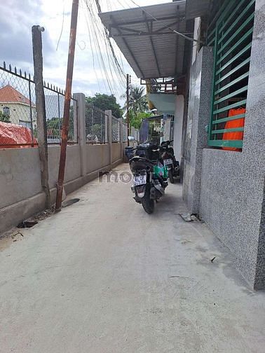 Hình ảnh Nhà lái thiêu ngay trạm thu phí cầu phú long