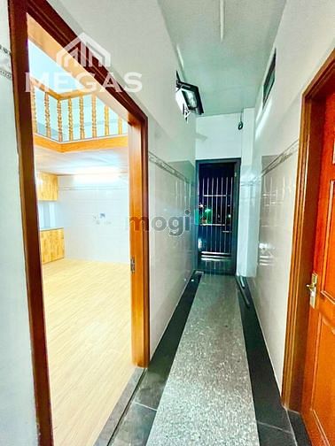 Hình ảnh Mb6623 nạp rút nhanh chóng duplex full nội thất gỗ ngay Mã Lò