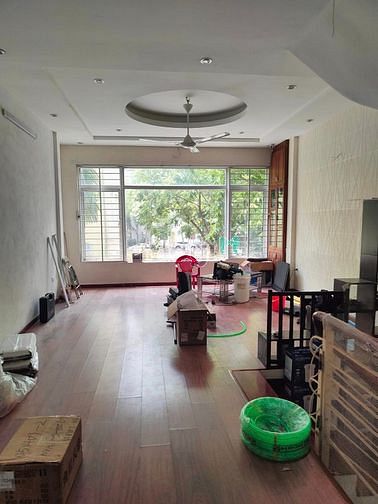 Hình ảnh Bán nhà phân lô Hoàng Quốc Việt 55m2 - 5 tầng - mt 5m - giá 16,8 tỷ