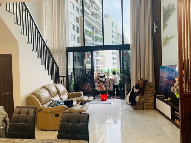 Hình ảnh Cho thuê Duplex The View .3pn giá 25tr/ nhà y hình q7