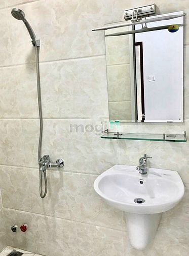 Hình ảnh Cho thuê nhà 31/5d Hoàng Việt, Phường 4, Tân Bình.