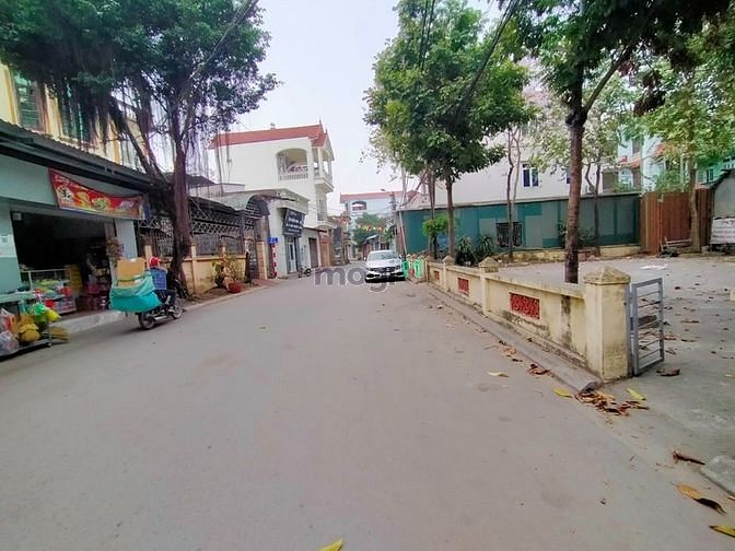 Hình ảnh CẦN BÁN LỖ đất Thượng Cát, Bắc Từ Liêm, ô tô, view sân chơi, lô góc, 6