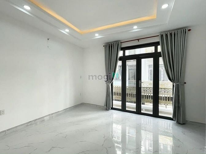 Hình ảnh Phòng Ban Công Full Nội Thất Mặt Tiền Hẻm Liên Khu 4 - 5