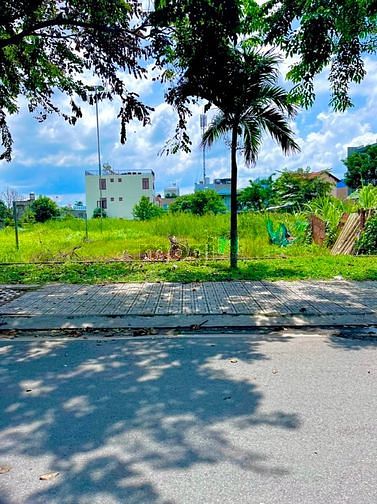 Hình ảnh Bán lô đất 80m2 KDC Dương Hồng, Bình Chánh, giá 2,3tỷ/80m2, sổ riêng.