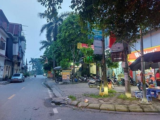 Hình ảnh Bán mảnh đất phân lô vỉa hè lưu phái