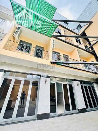 Hình ảnh Cho Thuê Nhà 2PN 3WC Mới Xây Ngay Aeon Bình Tân
