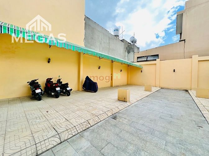 Hình ảnh Cho Thuê Nhà 2PN 3WC Mới Xây Ngay Aeon Bình Tân