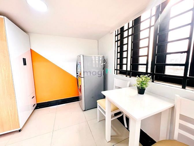 Hình ảnh Cho Thuê CHDV Rộng 30m2 Có Bancol Đầy Đủ Nội Thất Giá Sinh Viên