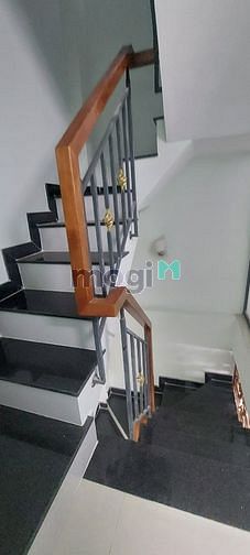 Hình ảnh Mặt tiền kinh doanh sầm suất, 4 tầng, Tên Lửa Bình Tân, chỉ 2 tỷ 950