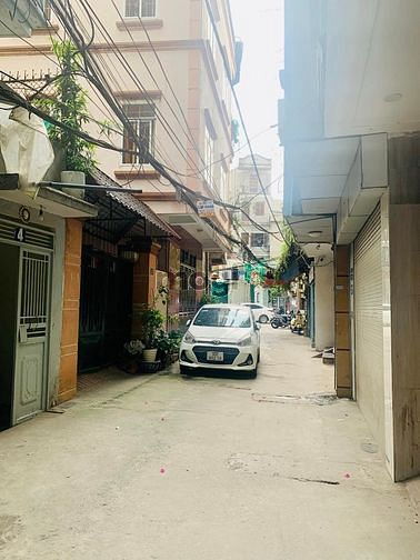 Hình ảnh Bán nhà Quốc Tử Giám, Đống Đa, Ô Tô, 2 Thoáng, 60m2 5 Tầng, Giá 8 Tỷ