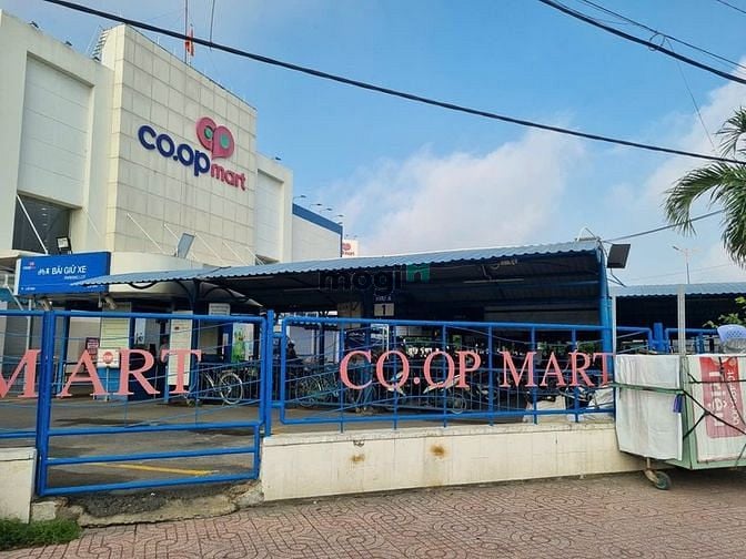 Hình ảnh Chỉ 30 tr/m2 sở hữu lô đất ngay trung tâm Hiệp Phú, ngang 12m.