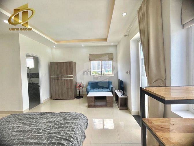 Hình ảnh Cho thuê phòng full nội thất ngay Ngã 4 Hàng Xanh