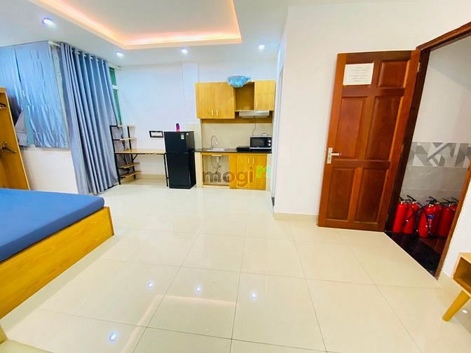 Hình ảnh Cho thuê phòng full nội thất ngay Ngã 4 Hàng Xanh