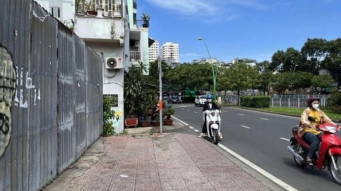 Hình ảnh Sở hữu ngay nền đất 70m² ở đường Hoàng Sa, Quận 3. SHR