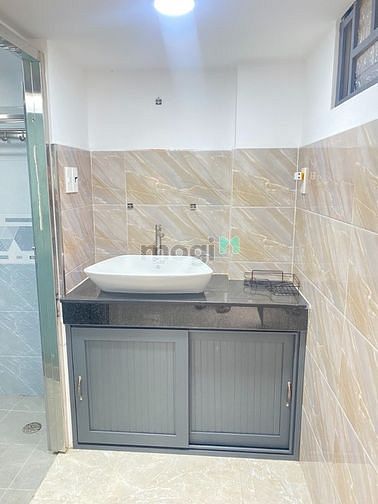 Hình ảnh Phòng Duplex có thang máy gần CS Văn Lang 3