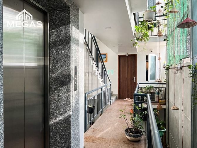 Hình ảnh Trống phòng Studio-Nội thất hiện đại-Giá hời-gần chung cư Bộ Công an