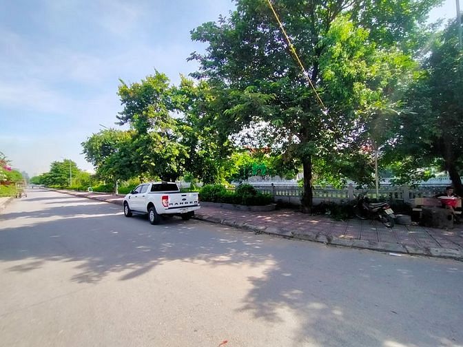 Hình ảnh BÁN LỖ đất Liêm Mạc, Bắc Từ Liêm, oto, lô góc, thông thoáng, 50m2