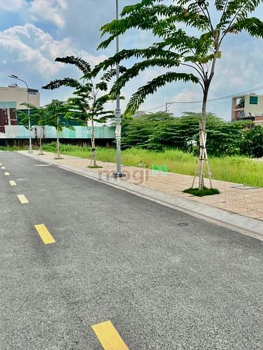 Hình ảnh Đất mặt tiền đường Vườn Lài, An Phú Đông, Quận 12. Dt 80m2 sổ riêng