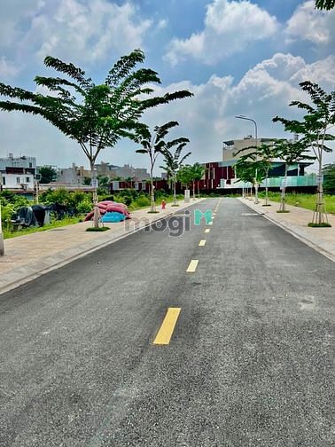 Hình ảnh Đất mặt tiền đường Vườn Lài, An Phú Đông, Quận 12. Dt 80m2 sổ riêng