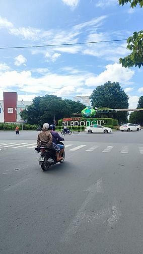 Hình ảnh Siêu Phẩm Nhỉnh 2 Tỷ 5X8M-Nhà Còn Mới- Ngay Siêu Thị Aeon Mail Tân Phú