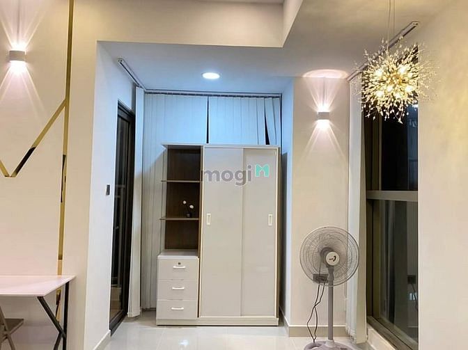 Hình ảnh Bán CĂN HỘ 𝐒𝐀𝐈𝐆𝐎𝐍 𝐑𝐎𝐘𝐀𝐋 Quận 4 Diện tích: 75m2.  Giá 2tỷ135