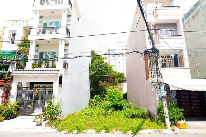 Hình ảnh Tôi cần bán gấp nền đất 56.2m2 cách đại lộ võ văn kiệt 500m, có sổ