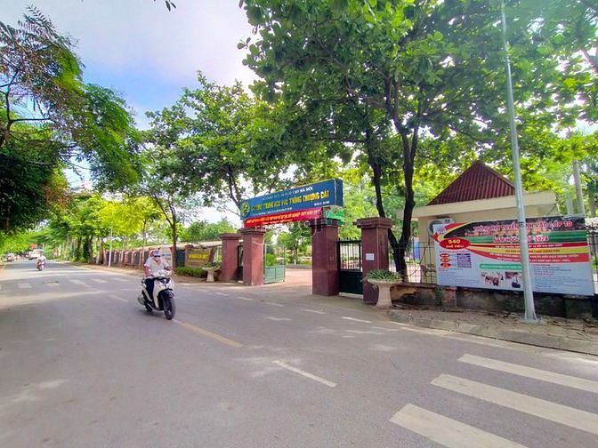Hình ảnh BÁN LỖ Đất phố Thượng Cát, Bắc Từ Liêm, oto, view sân chơi, chỉ 2.5 tỷ
