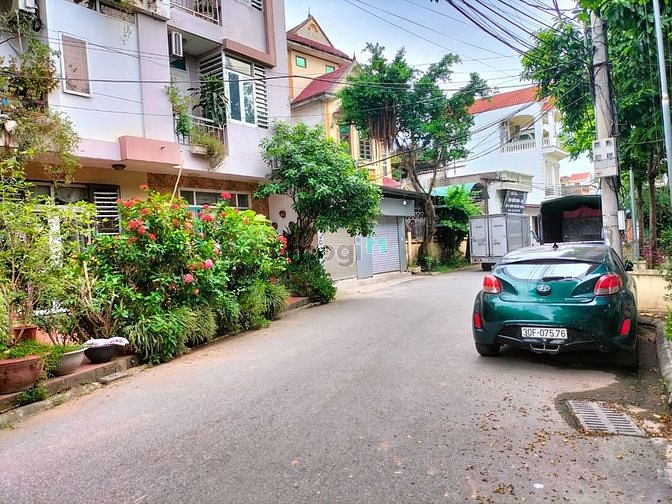 Hình ảnh BÁN LỖ Đất phố Thượng Cát, Bắc Từ Liêm, oto, view sân chơi, chỉ 2.5 tỷ