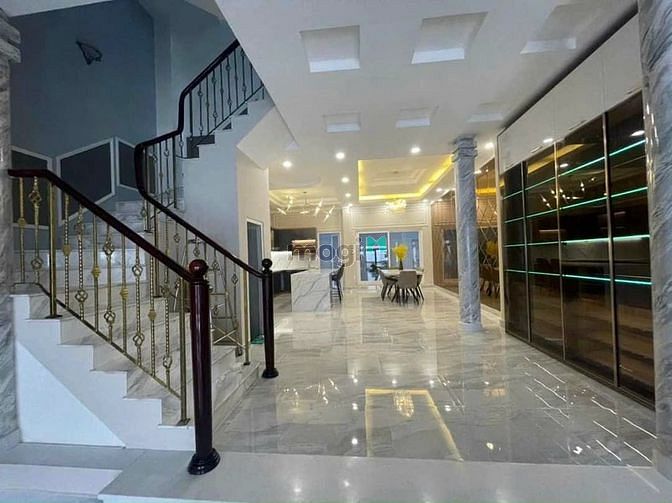 Hình ảnh Cho Thuê Nhà MT Sư Vạn Hạnh, Quận 10.