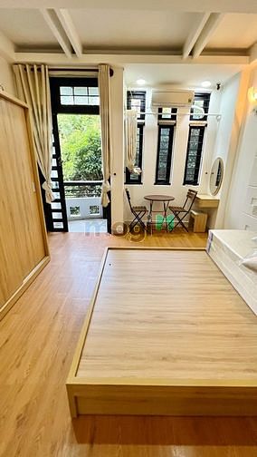Hình ảnh Giảm giá phòng ban công 7tr8 còn 7tr5 trong tháng 7