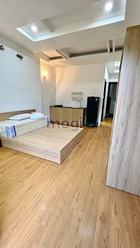 Hình ảnh Giảm giá phòng ban công 7tr8 còn 7tr5 trong tháng 7