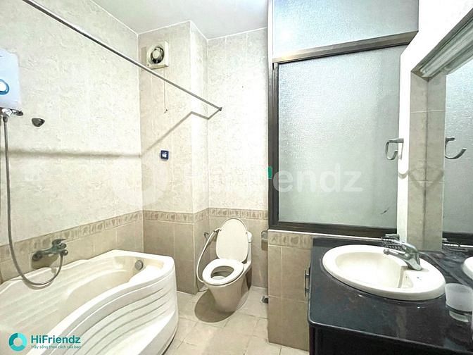 Hình ảnh Chdv full nội thất cửa sổ-ban công thoáng mát gần Q5