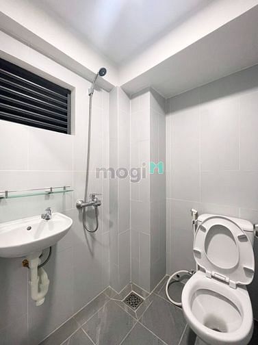 Hình ảnh Căn Hộ Dịch Vụ Tiện Nghi Ngay D5 Gần Hutech, UEF