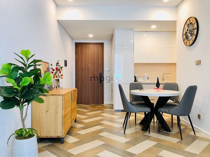 Hình ảnh Tìm khách mới cho căn Metropole 1 phòng ngủ 50m2 Full Nội thất 24 triệ