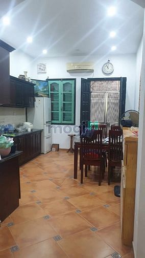Hình ảnh Cho thuê nguyên căn, đẹp Đội Cấn 50m 4 tầng. 4 ngủ. Ô tô đậu đỗ. 25 tr