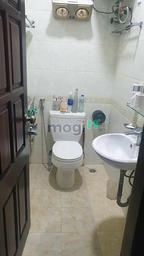 Hình ảnh Cho thuê nguyên căn, đẹp Đội Cấn 50m 4 tầng. 4 ngủ. Ô tô đậu đỗ. 25 tr
