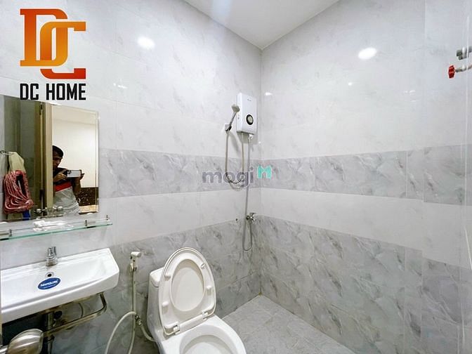 Hình ảnh CHDV Thích Quảng Đức - PN 50m2 thang máy nhà mặt tiền