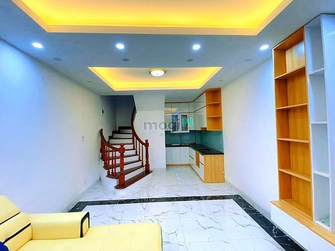 Hình ảnh Bán nhà Võng Thị - Phường Bưởi - Diện Tích 50m2 xây 4 tầng - Mt 4m.