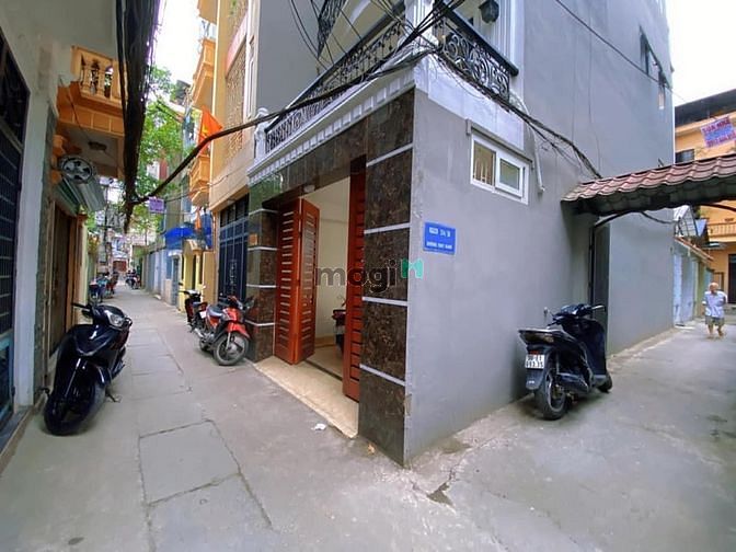 Hình ảnh Bán nhà Võng Thị - Phường Bưởi - Diện Tích 50m2 xây 4 tầng - Mt 4m.